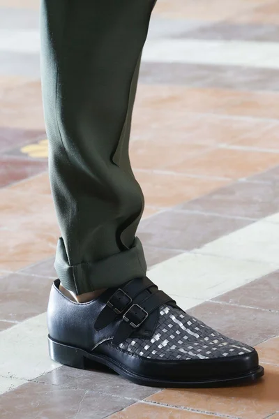 Look 23